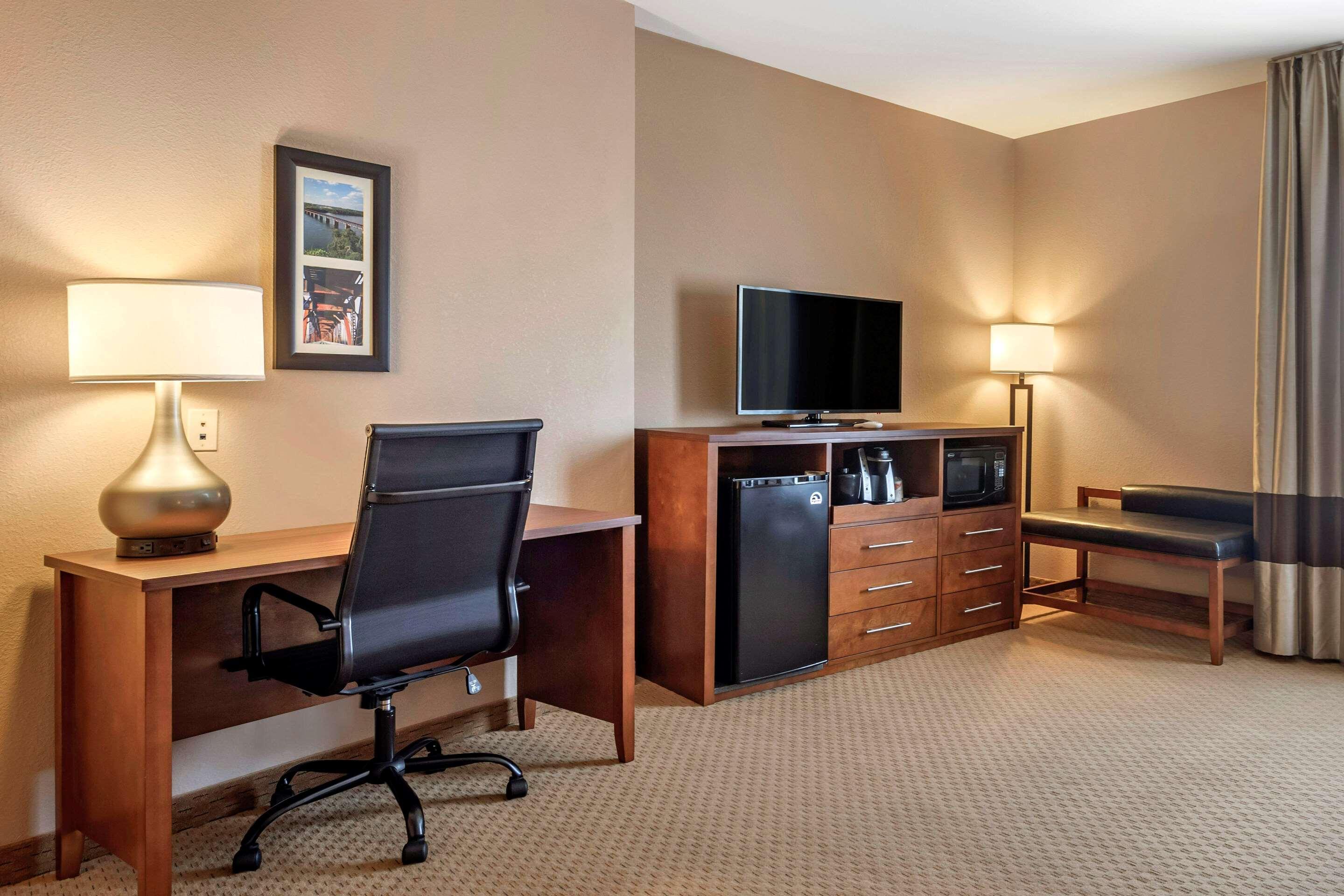 Comfort Suites Florence Shoals Area Kültér fotó